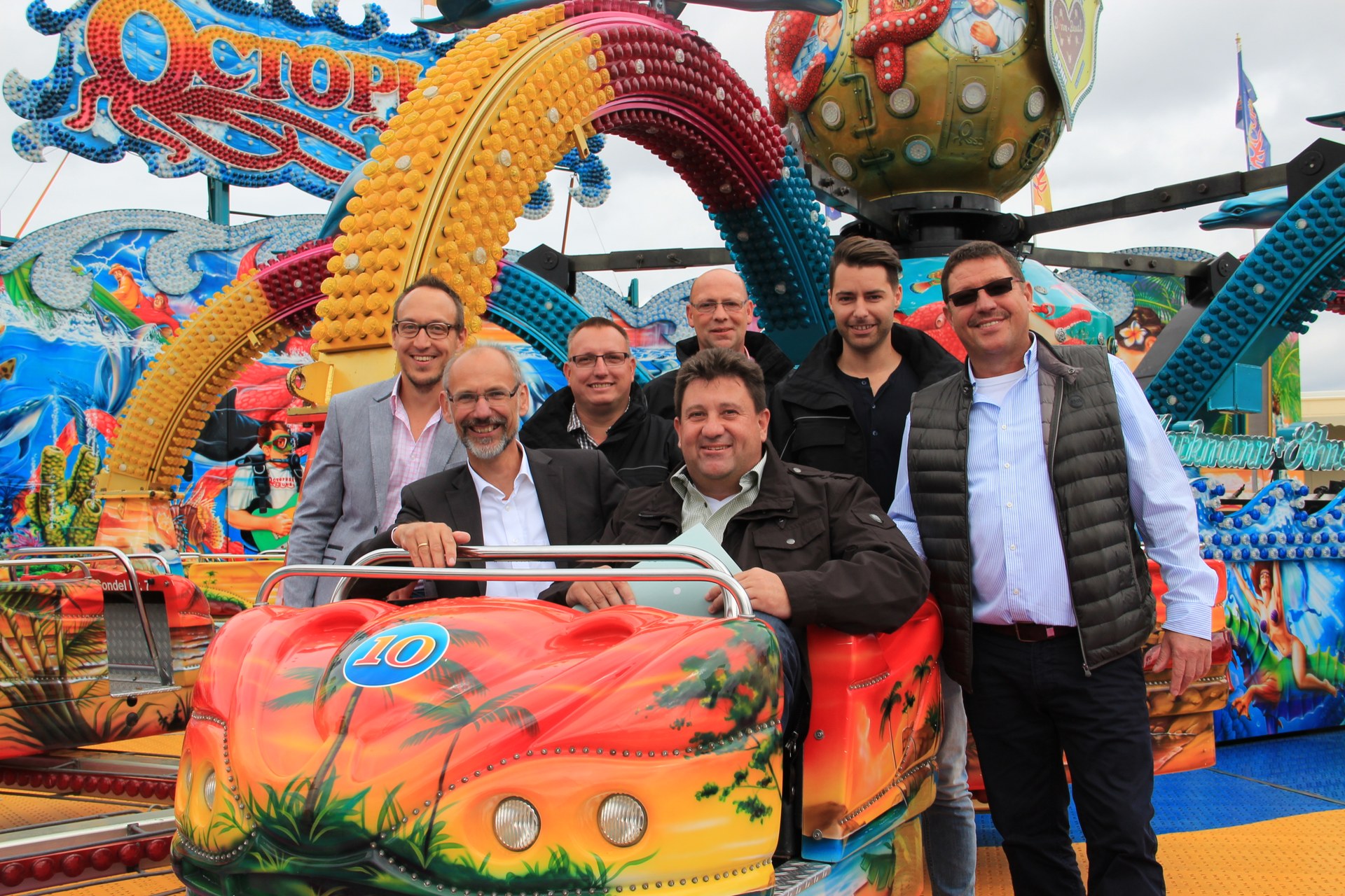 Foto zur PN 26.08.2015: Neusser Kirmes mit vielen Attraktionen