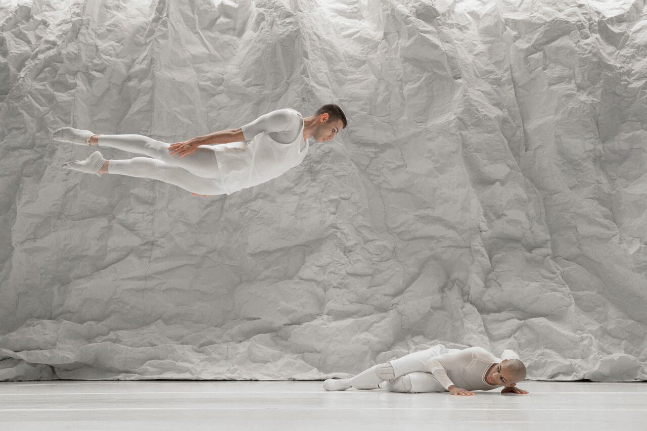 Grupo Corpo, SUITE BRANCA, Foto José Luiz Pederneiras